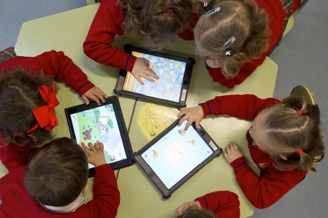 Elaboración revista online colegio