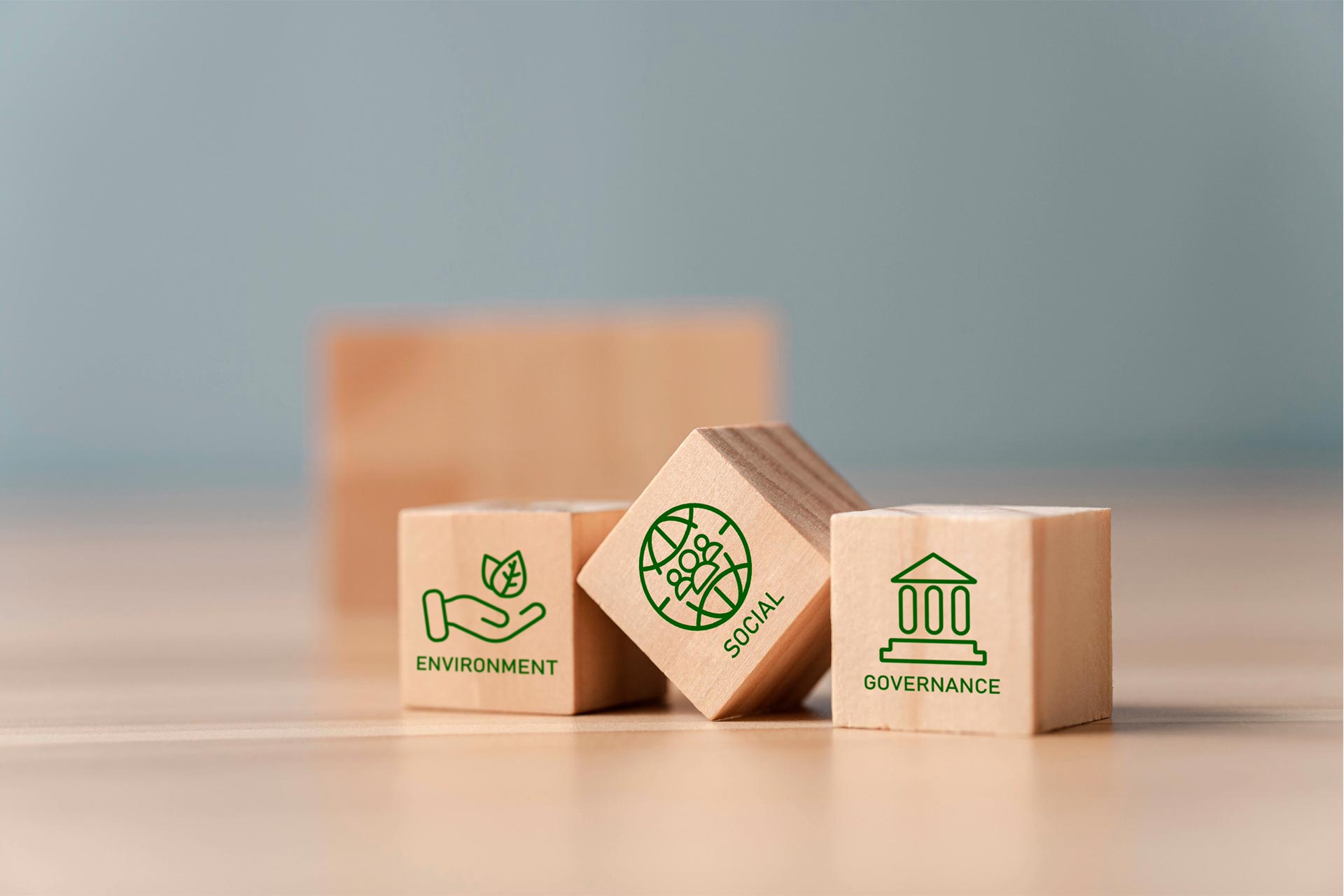 Tres bloques con las palabras Environment, Social y Governance